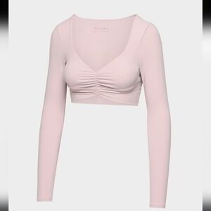 ARITZIA "Golden" BUTTER Rebound Sports Longsleeve Vneck Top. Dusty Pink. Large